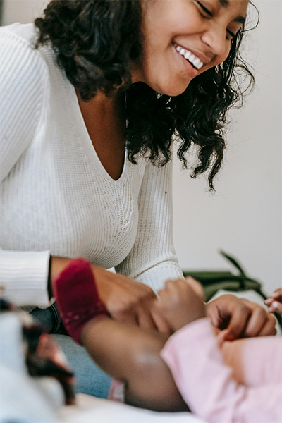 Garde d'enfants, bébés, nourrissons de 0 à 3 ans à Paris.