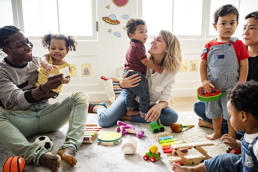 Accompagner les parents des enfants en micro-crèche : un autre aspect du métier de référent.e technique.